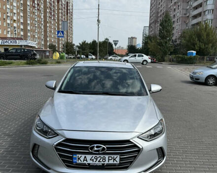 Серый Хендай Элантра, объемом двигателя 2 л и пробегом 82 тыс. км за 14500 $, фото 1 на Automoto.ua