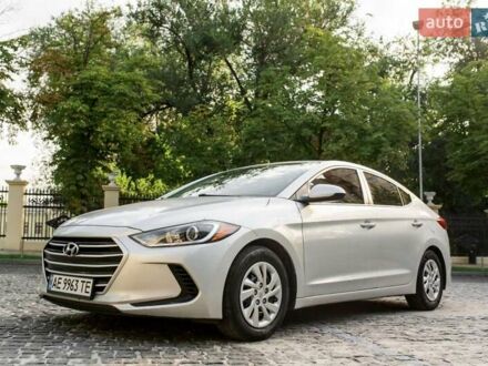 Хендай Елантра 2017 у Дніпро (Дніпропетровську) на Automoto.ua Сірий Хендай Елантра, об'ємом двигуна 2 л та пробігом 139 тис. км за 11500 $, фото 1 на Automoto.ua