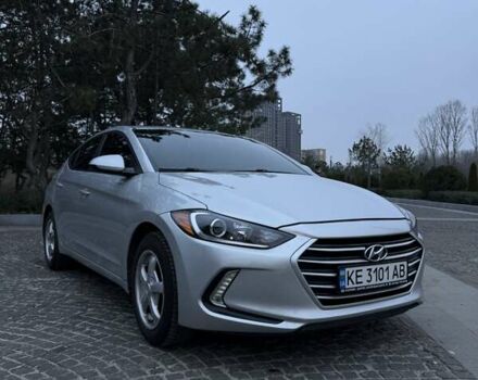 Серый Хендай Элантра, объемом двигателя 2 л и пробегом 228 тыс. км за 10800 $, фото 1 на Automoto.ua
