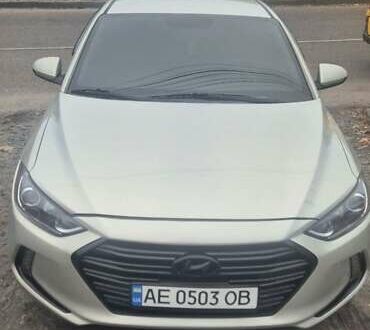 Хендай Элантра 2017 в Новомосковске на Automoto.ua Серый Хендай Элантра, объемом двигателя 2 л и пробегом 205 тыс. км за 9700 $, фото 1 на Automoto.ua