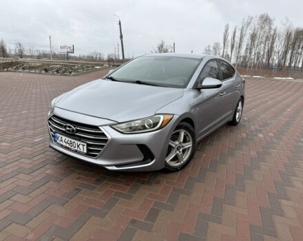 Серый Хендай Элантра, объемом двигателя 2 л и пробегом 250 тыс. км за 10000 $, фото 1 на Automoto.ua