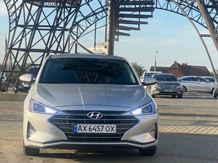 Хендай Элантра 2018 в Харькове на Automoto.ua Серый Хендай Элантра, объемом двигателя 2 л и пробегом 23 тыс. км за 13000 $, фото 1 на Automoto.ua