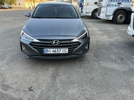 Хендай Элантра 2018 в Полтаве на Automoto.ua Серый Хендай Элантра, объемом двигателя 2 л и пробегом 90 тыс. км за 14000 $, фото 1 на Automoto.ua