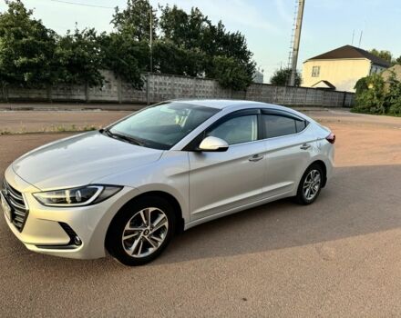 Сірий Хендай Елантра, об'ємом двигуна 1.6 л та пробігом 130 тис. км за 13500 $, фото 1 на Automoto.ua