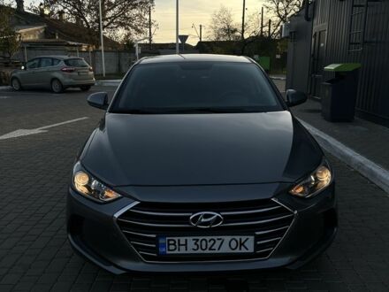 Серый Хендай Элантра, объемом двигателя 2 л и пробегом 160 тыс. км за 12800 $, фото 1 на Automoto.ua