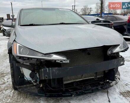 Серый Хендай Элантра, объемом двигателя 2 л и пробегом 108 тыс. км за 9400 $, фото 1 на Automoto.ua