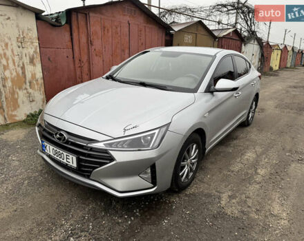 Серый Хендай Элантра, объемом двигателя 1.59 л и пробегом 158 тыс. км за 13800 $, фото 1 на Automoto.ua