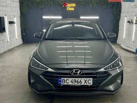 Сірий Хендай Елантра, об'ємом двигуна 2 л та пробігом 97 тис. км за 13999 $, фото 1 на Automoto.ua