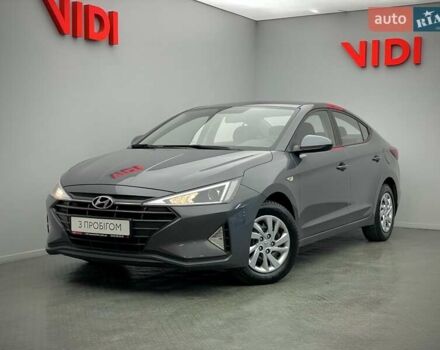 Серый Хендай Элантра, объемом двигателя 1.6 л и пробегом 94 тыс. км за 15754 $, фото 1 на Automoto.ua
