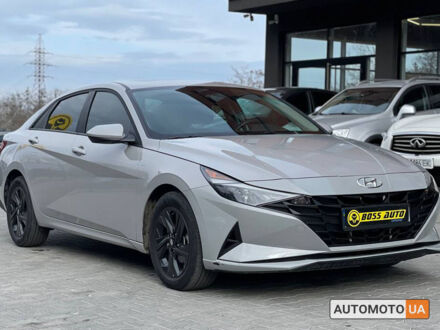 Хендай Елантра 2022 у Чернівцях на Automoto.ua Сірий Хендай Елантра, об'ємом двигуна 2 л та пробігом 29 тис. км за 23100 $, фото 1 на Automoto.ua