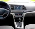 Синий Хендай Элантра, объемом двигателя 2 л и пробегом 190 тыс. км за 10700 $, фото 4 на Automoto.ua