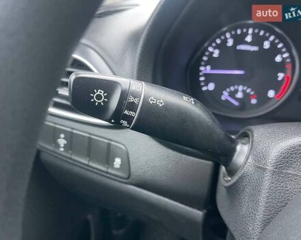 Синий Хендай Элантра, объемом двигателя 2 л и пробегом 135 тыс. км за 11690 $, фото 17 на Automoto.ua