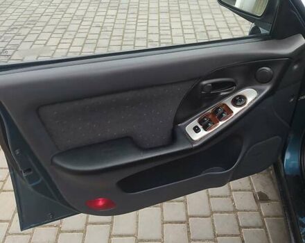 Синий Хендай Элантра, объемом двигателя 1.6 л и пробегом 320 тыс. км за 2800 $, фото 8 на Automoto.ua