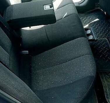 Синий Хендай Элантра, объемом двигателя 1.6 л и пробегом 306 тыс. км за 2400 $, фото 1 на Automoto.ua