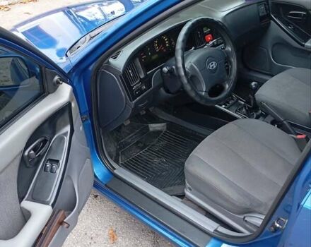 Хендай Элантра 2004 в Великой Багачке на Automoto.ua Синий Хендай Элантра, объемом двигателя 1.6 л и пробегом 190 тыс. км за 3700 $, фото 3 на Automoto.ua