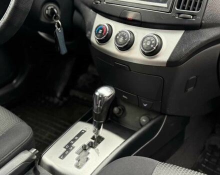 Синий Хендай Элантра, объемом двигателя 2 л и пробегом 284 тыс. км за 5499 $, фото 5 на Automoto.ua