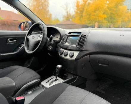 Хендай Элантра 2008 в Днепре (Днепропетровске) на Automoto.ua Синий Хендай Элантра, объемом двигателя 1 л и пробегом 284 тыс. км за 5800 $, фото 9 на Automoto.ua