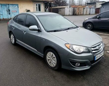 Синий Хендай Элантра, объемом двигателя 1.6 л и пробегом 327 тыс. км за 6300 $, фото 2 на Automoto.ua