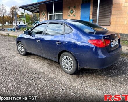 Синий Хендай Элантра, объемом двигателя 1.6 л и пробегом 210 тыс. км за 4000 $, фото 3 на Automoto.ua