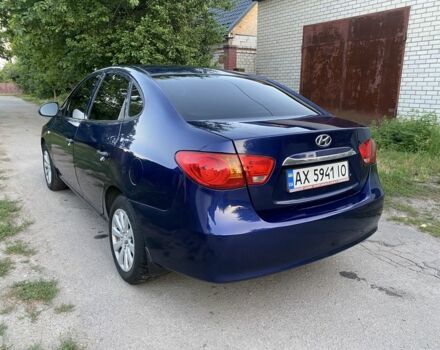 Синий Хендай Элантра, объемом двигателя 1.6 л и пробегом 168 тыс. км за 5000 $, фото 4 на Automoto.ua