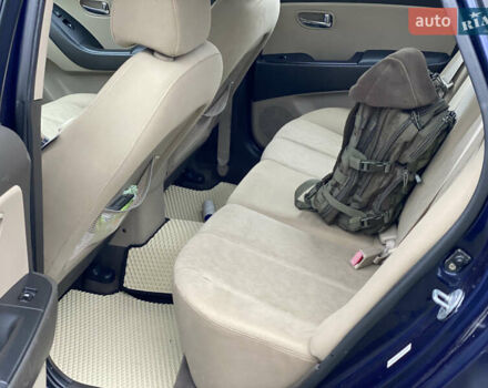 Синий Хендай Элантра, объемом двигателя 1.98 л и пробегом 238 тыс. км за 6999 $, фото 11 на Automoto.ua