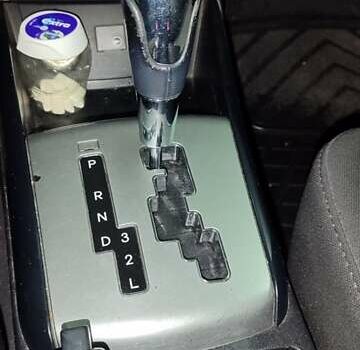 Синий Хендай Элантра, объемом двигателя 1.49 л и пробегом 162 тыс. км за 8000 $, фото 9 на Automoto.ua