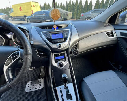 Синій Хендай Елантра, об'ємом двигуна 1.8 л та пробігом 160 тис. км за 9300 $, фото 10 на Automoto.ua