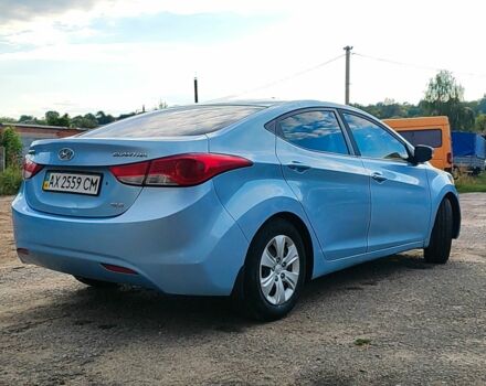 Синій Хендай Елантра, об'ємом двигуна 1.6 л та пробігом 102 тис. км за 8700 $, фото 2 на Automoto.ua