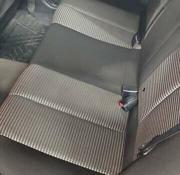 Синий Хендай Элантра, объемом двигателя 1.49 л и пробегом 162 тыс. км за 8000 $, фото 6 на Automoto.ua