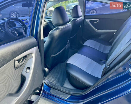 Синій Хендай Елантра, об'ємом двигуна 1.8 л та пробігом 160 тис. км за 9300 $, фото 8 на Automoto.ua