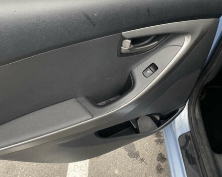 Синий Хендай Элантра, объемом двигателя 1.59 л и пробегом 197 тыс. км за 8900 $, фото 14 на Automoto.ua