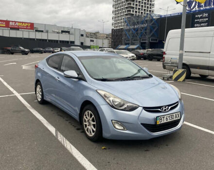 Синий Хендай Элантра, объемом двигателя 1.59 л и пробегом 197 тыс. км за 8900 $, фото 1 на Automoto.ua