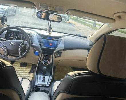 Хендай Элантра 2012 в Хмельницком на Automoto.ua Синий Хендай Элантра, объемом двигателя 1.8 л и пробегом 211 тыс. км за 8999 $, фото 7 на Automoto.ua