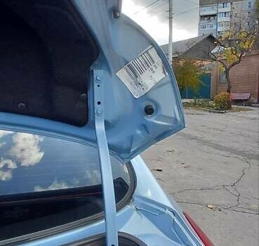 Синий Хендай Элантра, объемом двигателя 1.8 л и пробегом 145 тыс. км за 9700 $, фото 3 на Automoto.ua