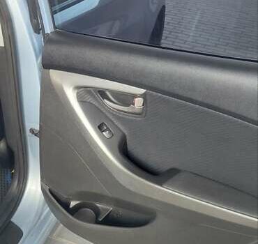 Синий Хендай Элантра, объемом двигателя 1.8 л и пробегом 145 тыс. км за 9700 $, фото 21 на Automoto.ua