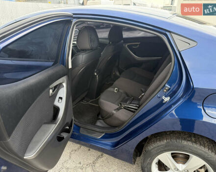 Синий Хендай Элантра, объемом двигателя 1.8 л и пробегом 100 тыс. км за 8700 $, фото 5 на Automoto.ua