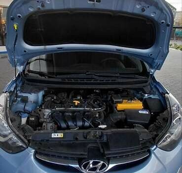 Синий Хендай Элантра, объемом двигателя 1.8 л и пробегом 145 тыс. км за 9700 $, фото 54 на Automoto.ua