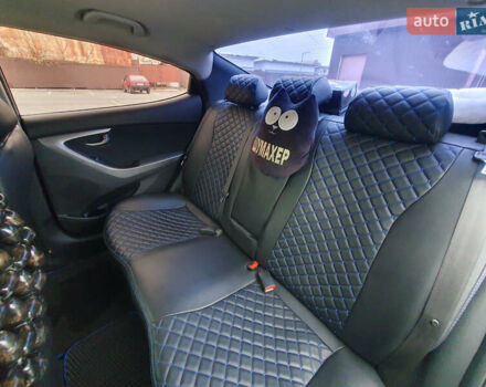 Синий Хендай Элантра, объемом двигателя 1.8 л и пробегом 195 тыс. км за 10300 $, фото 13 на Automoto.ua