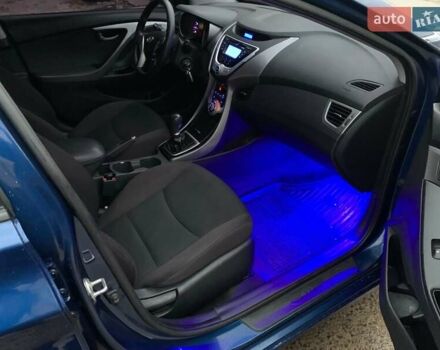 Хендай Элантра 2013 в Харькове на Automoto.ua Синий Хендай Элантра, объемом двигателя 1.59 л и пробегом 63 тыс. км за 9800 $, фото 21 на Automoto.ua