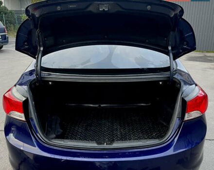 Синій Хендай Елантра, об'ємом двигуна 1.8 л та пробігом 273 тис. км за 6500 $, фото 7 на Automoto.ua