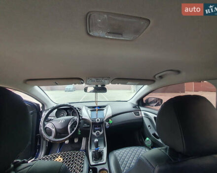 Синий Хендай Элантра, объемом двигателя 1.8 л и пробегом 195 тыс. км за 10300 $, фото 14 на Automoto.ua