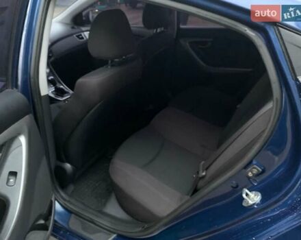 Хендай Элантра 2013 в Харькове на Automoto.ua Синий Хендай Элантра, объемом двигателя 1.59 л и пробегом 63 тыс. км за 9800 $, фото 17 на Automoto.ua