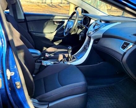 Синій Хендай Елантра, об'ємом двигуна 1.6 л та пробігом 170 тис. км за 9250 $, фото 10 на Automoto.ua