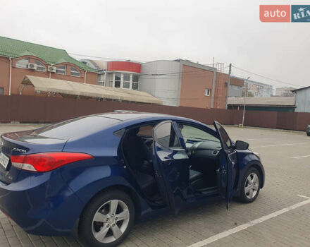 Синий Хендай Элантра, объемом двигателя 1.8 л и пробегом 195 тыс. км за 10300 $, фото 2 на Automoto.ua