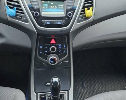 Хендай Элантра 2014 в Киеве на Automoto.ua Синий Хендай Элантра, объемом двигателя 1.8 л и пробегом 169 тыс. км за 8250 $, фото 3 на Automoto.ua