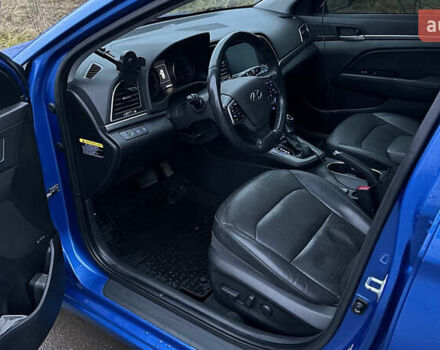 Синий Хендай Элантра, объемом двигателя 2 л и пробегом 145 тыс. км за 11500 $, фото 2 на Automoto.ua