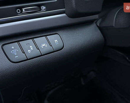 Синий Хендай Элантра, объемом двигателя 2 л и пробегом 145 тыс. км за 11500 $, фото 5 на Automoto.ua