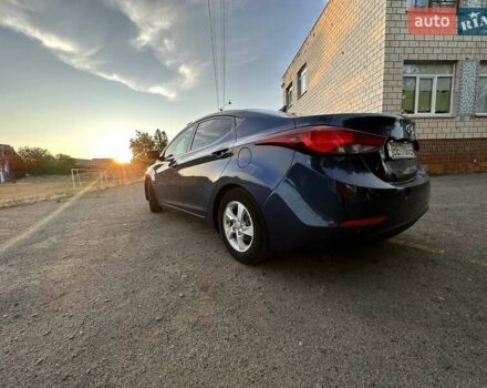 Синій Хендай Елантра, об'ємом двигуна 1.8 л та пробігом 300 тис. км за 10500 $, фото 4 на Automoto.ua