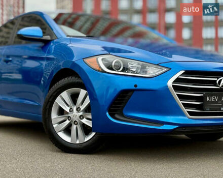Синий Хендай Элантра, объемом двигателя 2 л и пробегом 145 тыс. км за 9950 $, фото 4 на Automoto.ua