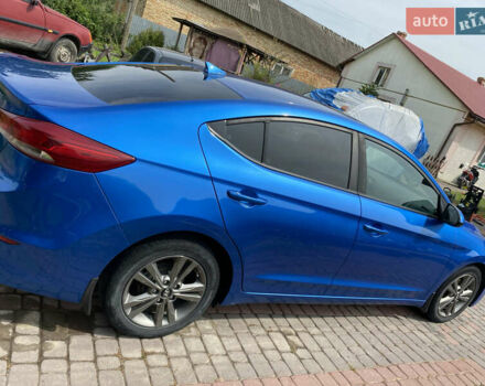 Синий Хендай Элантра, объемом двигателя 1.98 л и пробегом 180 тыс. км за 10300 $, фото 6 на Automoto.ua